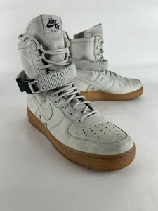 Nike W SF AF1 857872 004 High Fancy Light Bone Air Force Damengröße 9 - Bild 1 von 12