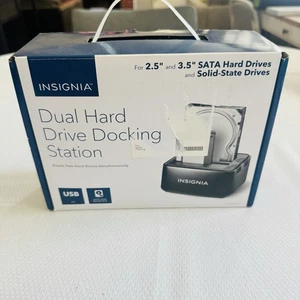 Insignia Dual Hard Drive Docking Station NS-PCHDEDS19, Open Box - Picture 1 of 4