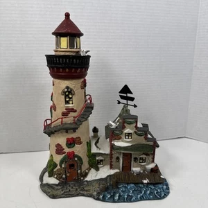 Santa's Workbench “BUTLERS WHARF LIGHTHOUSE ” Christmas Village House Vintage - Picture 1 of 14