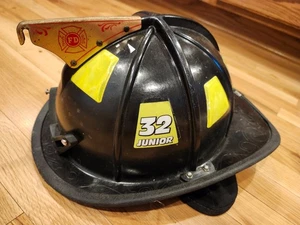 Feuerwehrhelm, schwarz Cairns 1044, 32 - Bild 1 von 3