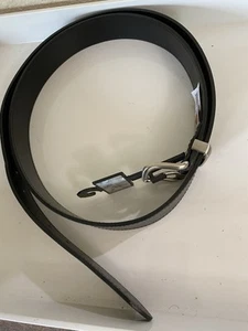 Men's Sz 52 Carhartt Genuine Leather Belt 2200 Black Classic 1.4" Wide - Picture 1 of 3