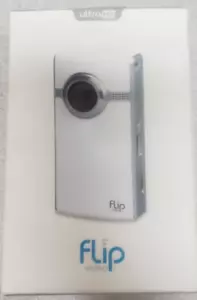 Flip Video U260W Camcorder 4 GB – weiß - Bild 1 von 2