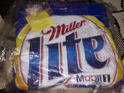 Coche inflable de carreras NASCAR oxidado Wallace #2 Miller Lite Penske Foto 1 de 4