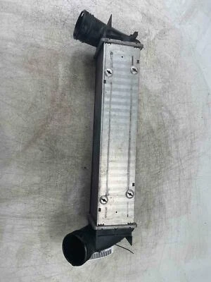 Intercooler carga aire bmw 2,0 l tracción trasera 762414601 OE 🔥 Se adapta a BMW X1 2013-2015 Foto 1 de 4