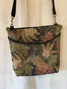 Danny K Beverly Hills Crossbody Handtasche Schultertasche Gobelin Pfau USA - Bild 1 von 11