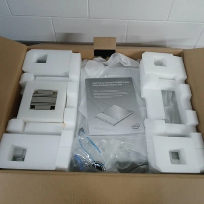 Sistema Intel Servidor R1304RPMSHOR Modelo R1000 | Nuevo Caja Abierta Foto 1 de 4