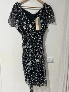 Liz Jordan Dress Size 18 Embroidery Black Silver Roses Wedding Raceday NWT - Picture 1 of 9