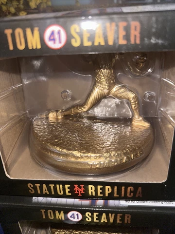 TOM SEAVER - CITI FIELD - STATUE REPLICA - Season TICKET HOLDERS GIVE AWAY - sga Cover