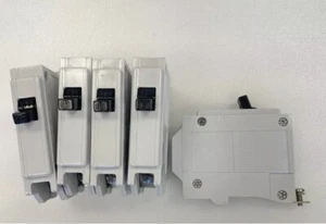 Commander Breaker 15 Amp single Pole Type QBH15 Lot of 4 - Picture 1 of 1