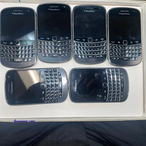 Lot of 6 BLACKBERRY BOLD 9900 8GB cell phone ( carrier: Telus ) - Photo 1 sur 2