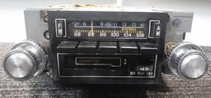 80-84 Ford Pickup Truck Bronco OEM AM-FM Radio TESTED - Bild 1 von 15