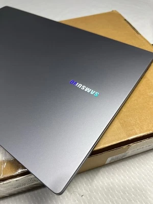 Samsung Galaxy Book 4 Laptop 15.6" FHD Intel Core 5 120U 8GB RAM 256GB SSD Mint! - Image 1 of 4