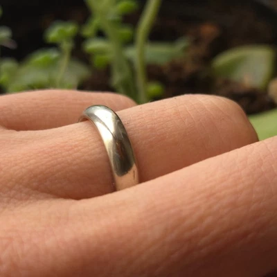 Thick 14K Solid White Gold Wedding Band – Size 5 -  4mm Wide, 2mm Depth | 3.46g - Image 1 of 4