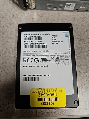 Samsung PM1635 400GB MLC MZ-ILS4000 MZILS400HCGR EMC 118000509 SAS 12G 2.5" SSD - Image 1 of 4
