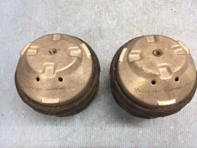 2 Hydraulic Front Motor Mount for Mercedes-Benz  C220 C230 CLK320 E300 SLK230 - Image 1 of 1