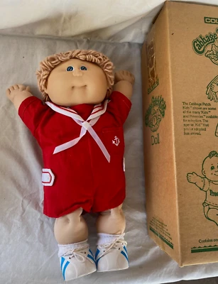 CASS ROD... PARCHE DE REPOLLO 1984 DE COLECCIÓN... NIÑO... MUÑECA... PELO CASTAÑO, OJOS AZULES NUEVO EN CAJA Foto 1 de 4