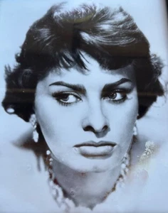 Black & White Sophia Loren 8X10 Wall Poster Celebrity Photo Print - Picture 1 of 7