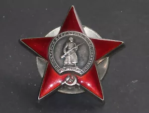 Originale Russia URSS Ordine della Stella Rossa con numero di conferimento: 1373572 - Foto 1 di 3