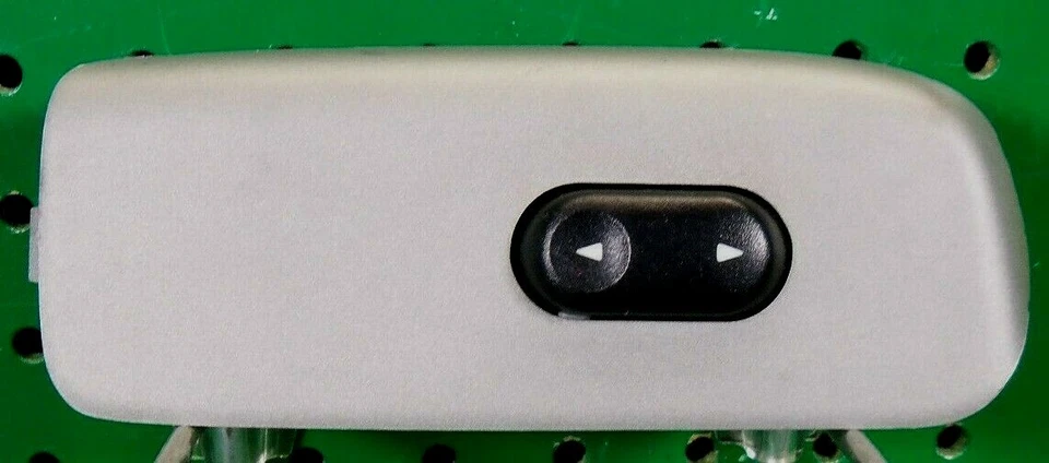 01 02 03 04 Mazda Tribute rt r right passenger side door window switch bezel Foto 1 de 1