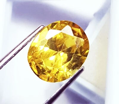 Cambodian Zircon 6.35 Ct Oval Shape Loose Gemstone With Free Gift - Image 1 of 4