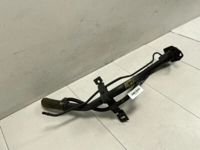 HYUNDAI SONATA 2011 CUELLO DE LLENADO DE COMBUSTIBLE FÁBRICA Foto 1 de 4