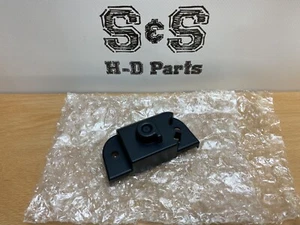 Genuine Harley-Davidson Trike Rear Boot Lock COVER 53000340 - Picture 1 of 3