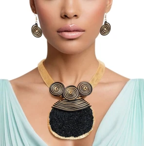 Black Druzy Round Quartz Wire Mesh Chain Gold Plated Statement Necklace Set - Picture 1 of 6