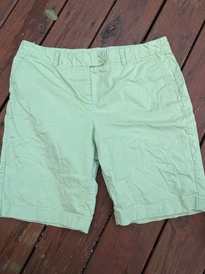 Vineyard Vines Shorts Women's Sz 18 Bermuda Lime Green 10" Inseam - Image 1 of 4