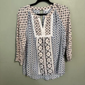 CROWN AND IVY M Blue Blush Pink Babydoll 3/4 SLEEVE TUNIC TOP BLOUSE Cutout - Picture 1 of 6
