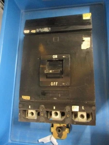 SQUARE D 700 AMP MAL36700  3 PHASE MCCB CIRCUIT BREAKER - Picture 1 of 4