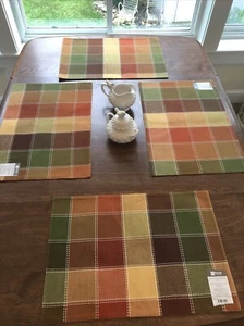 JC PENNY HOME COLLECTION Newberry Hemstitch (4) Reversible Placemats 13x19 - Picture 1 of 6