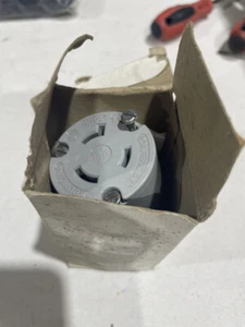 ARROW HART 6234 TWIST LOCKING CONNECTOR 20A 480V W523 - Picture 1 of 1