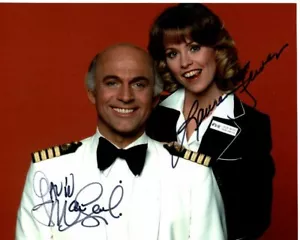 GAVIN MACLEOD and LAUREN TEWES signed autographed 8x10 THE LOVE BOAT photo - Picture 1 of 1