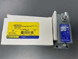 NEW SQUARE D 9007 AW12 LEVER ARM PRECISION LIMIT SWITCH SERIES D 9007AW-12 NIB - Picture 1 of 3