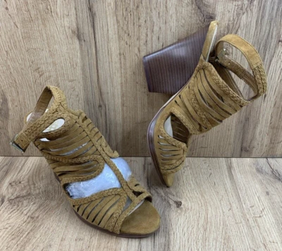 Vince Camuto Women's Janil Sandal 9.5 Block Heel Sliced Slingback Brown  Shoe - Image 1 of 4