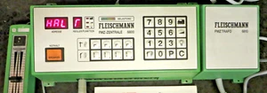Fleischmann 6800 6810 6820 FMZ Zentrale Digitales Steuergerät Trafo Regler gut - Picture 1 of 4