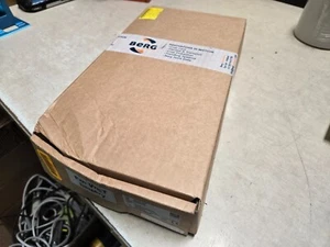 Caricabatteria Micropower SMC-HF 24/8 WET 3015.00.0029 nuovo scatola aperta - Foto 1 di 8