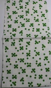 Christopher Farr Tela 34"X22" Remanente "Polen" Verde - Imagen 1 de 4