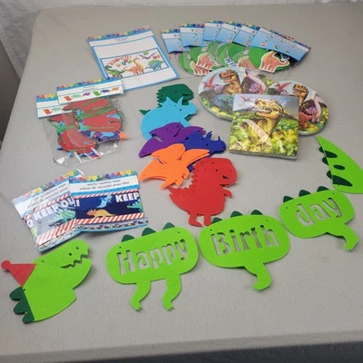 Lote de guardanapos pratos fita banner suprimentos para festa de aniversário dinossauro - Imagem 1 de 4
