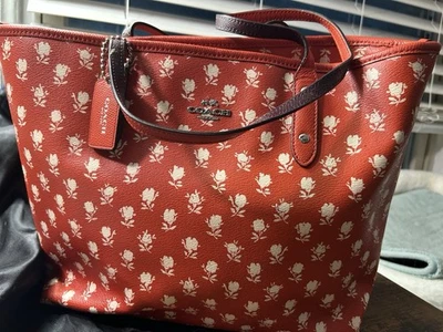COACH Carmine Badlands 花卉城市托特包 F38161 二手休闲宽敞肩 — 第 1/4 张图片