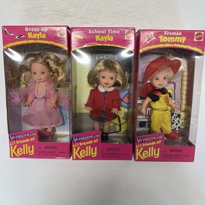 Barbie Kelly Scuola Tempo E Vesti Kayla, Pompieri Tommy, Bambola 1998 Mattel - Foto 1 di 10