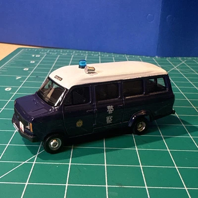 Tiny 1:76 Scale Hong Kong Police Ford Riot Truck - Image 1 of 4