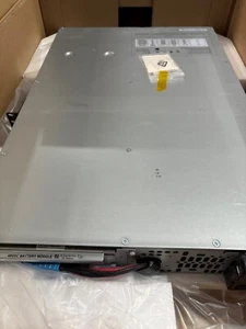 APC SMART SMT2200RM2UC UPS 2200 VA LCD RM 2U 120 V with SmartConnect (NEW) - Picture 1 of 3