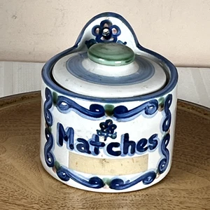 M A Hadley Matches Crock With Striker And Lid Signed 5" - Picture 1 of 11