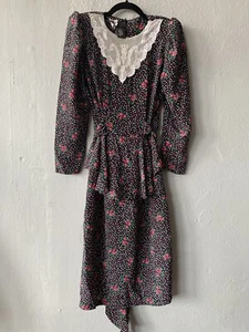 Vestido Vintage Años 80 Negro Floral Peplum Blanco Encaje Talla XS - Imagen 1 de 6