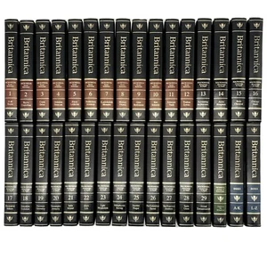 The New Encyclopedia Britannica 15th Edition Full Set 32 Books 1991 + Posted - Picture 1 of 13
