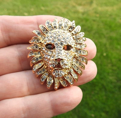 Kenneth Jay Lane KJL Signed Lion Head Gold Plated Amber Eyes Brooch Pin Pendant - Image 1 of 4