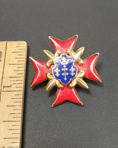 VTG Maltese Cross Red Enamel Fleur de Lis Shield Potomac Coat Of Arms Brooch Pin - Picture 1 of 4
