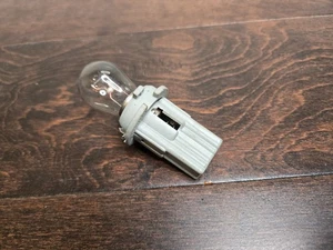 BMW E38 95-2001 740i 740iL 750iL OEM Rear Tail Light Bulb Holder Socket R5W 4CP - Foto 1 di 4