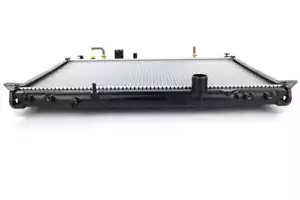 Radiator For Toyota Hilux KUN26R 3.0L 1KDFTV 2006-2015 Automatic Diesel - Picture 1 of 3